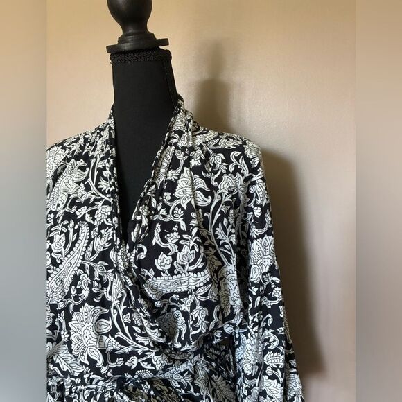 SEVYA handmade cotton kimono robe white black paisley one size fits most EUC - Picture 9 of 16